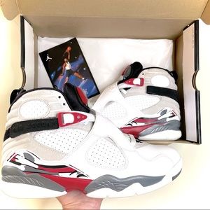Men’s Jordan 8 Retro Bugs Bunny sneakers LIKE NEW in original box